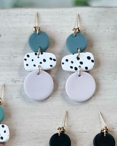 Organic spotted dangle