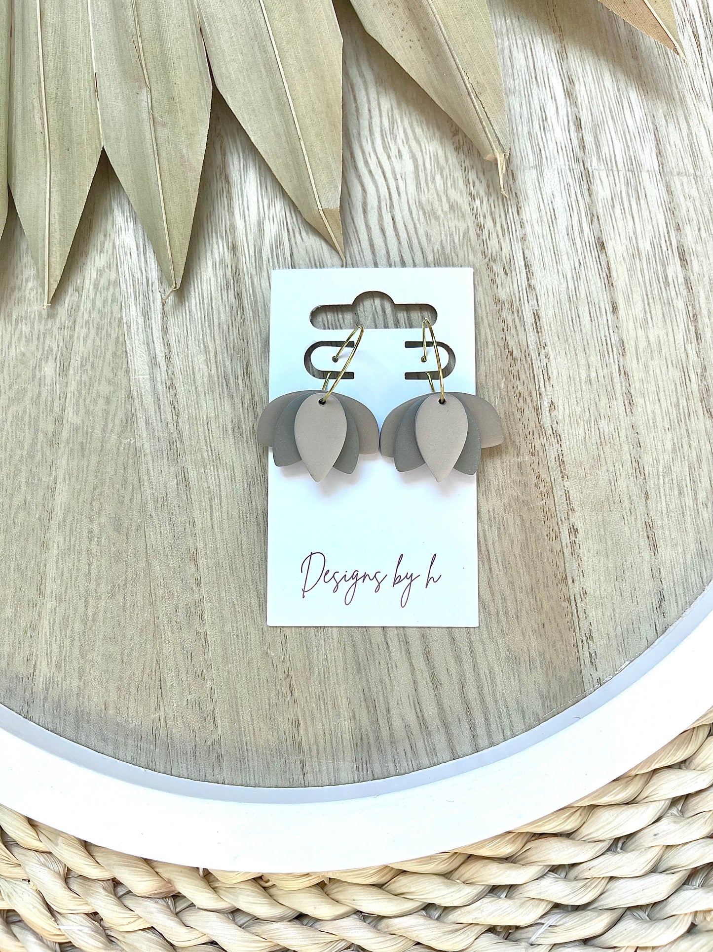 Lotus hoop