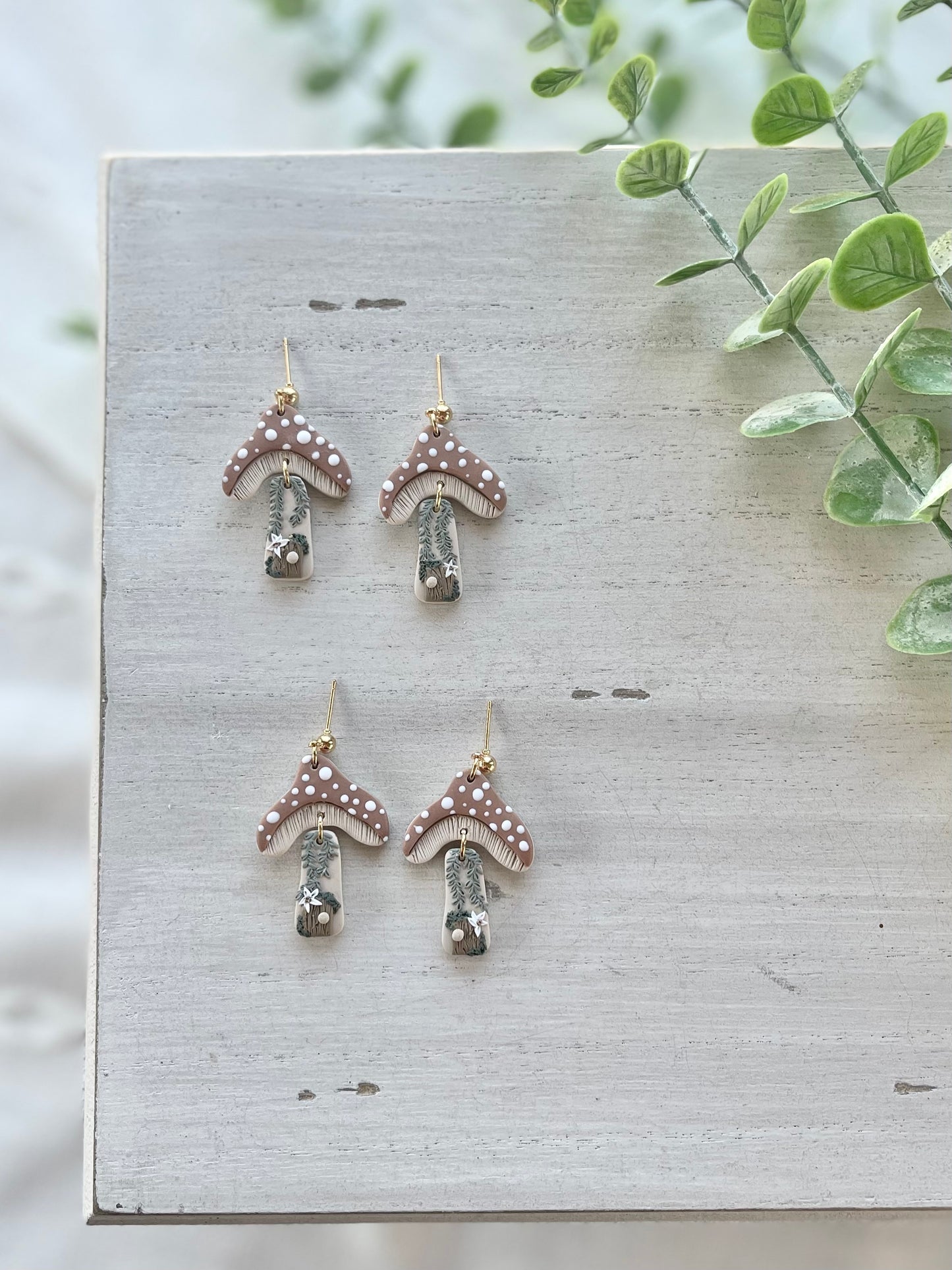 Mushroom Dangle